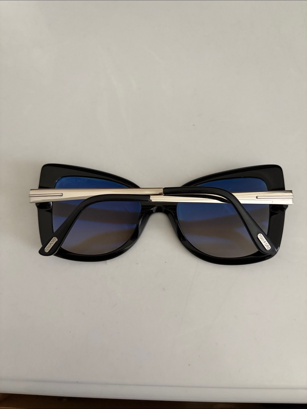 Tom Ford Black Square Cat-Eye Sunglasses with Gradient Lenses - Picture 2 of 5